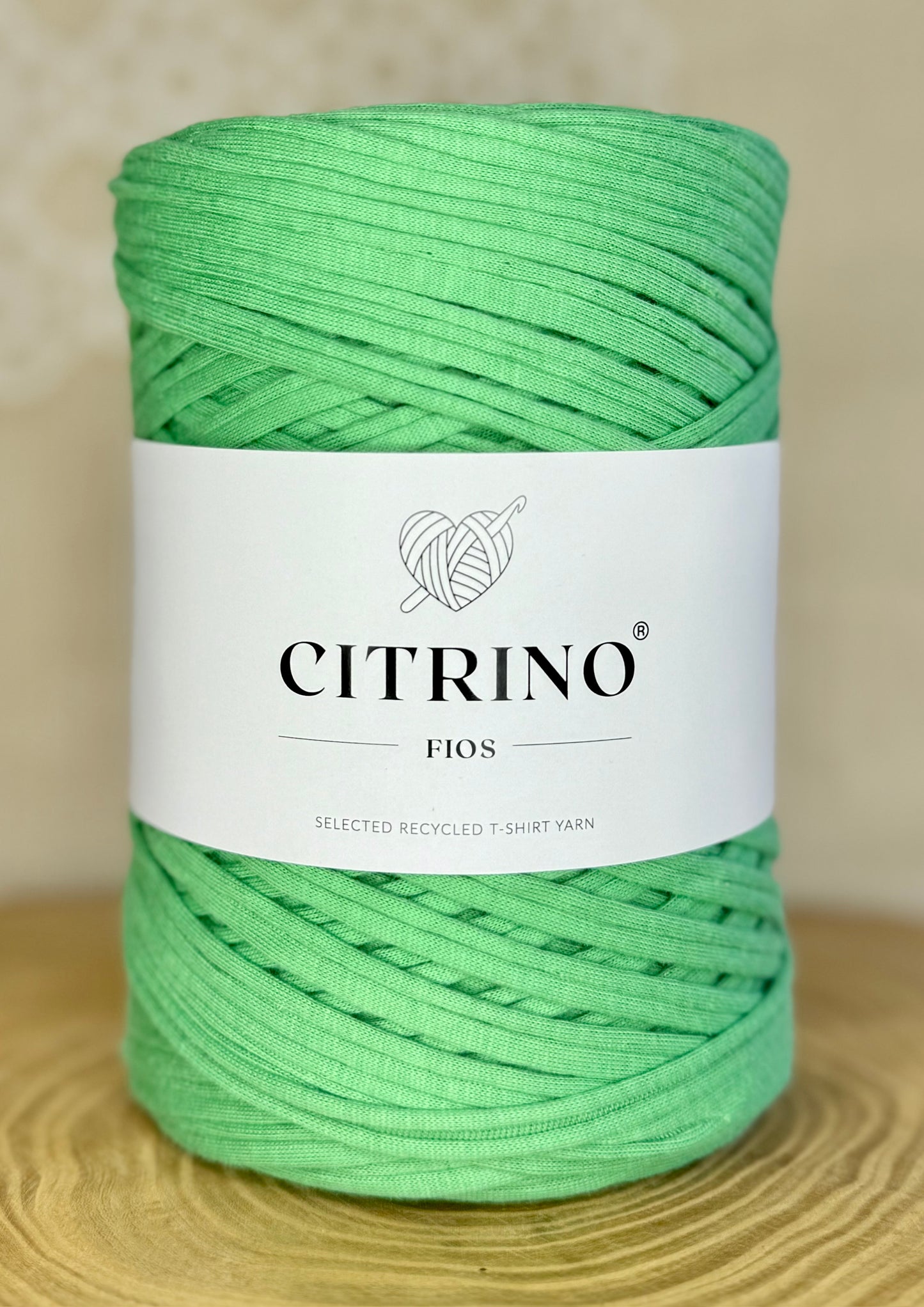 Jewel green